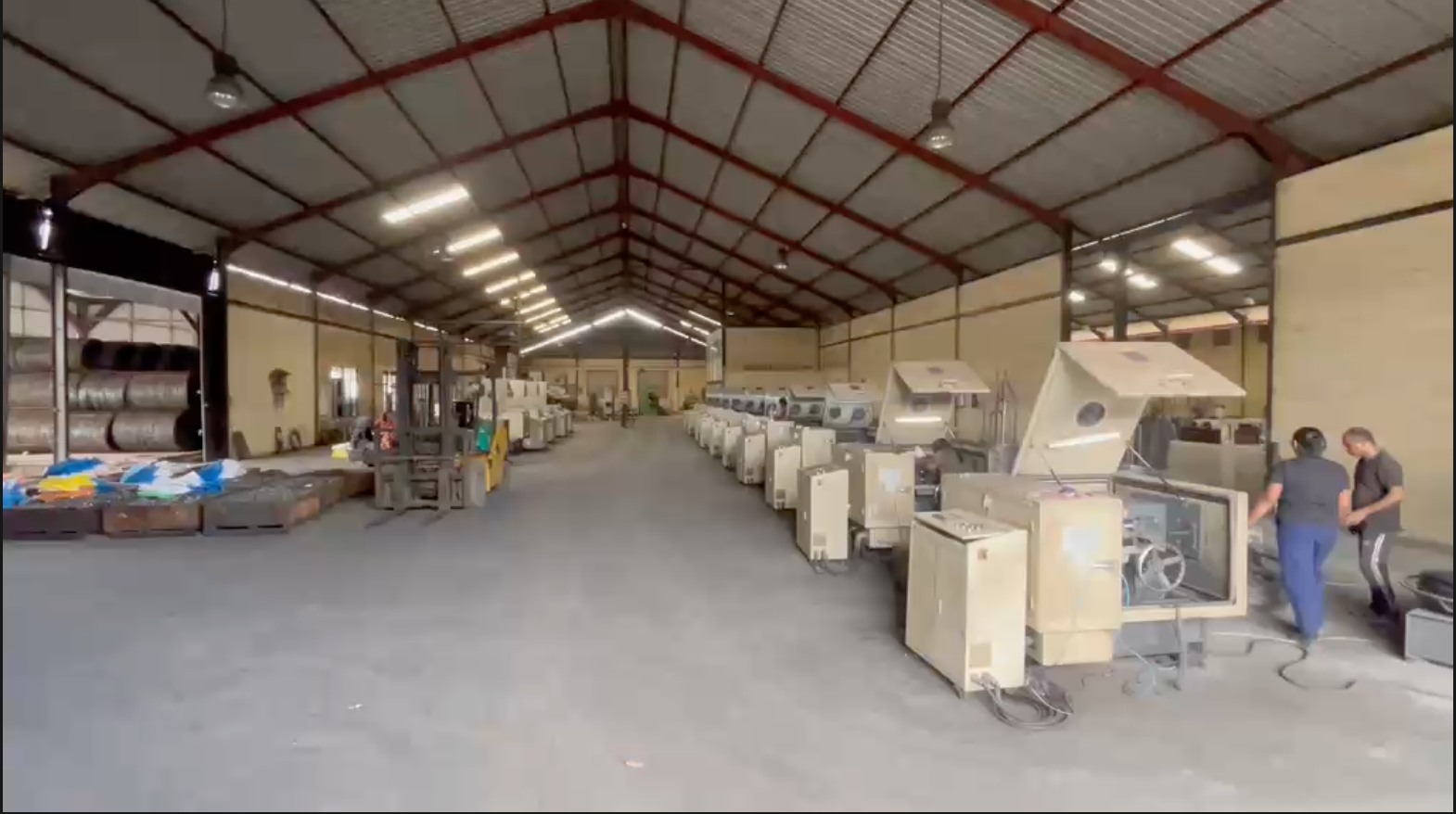 Sonic Steel manufacturing floor with production machinery